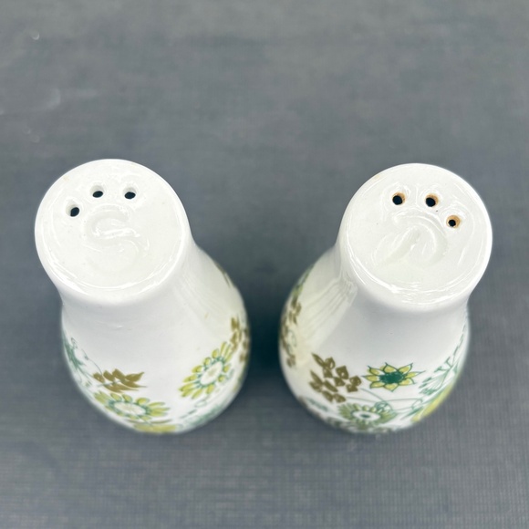 Figgjo Flint Turi-Design Market Salt & Pepper Shaker Set - Picture 3 of 5